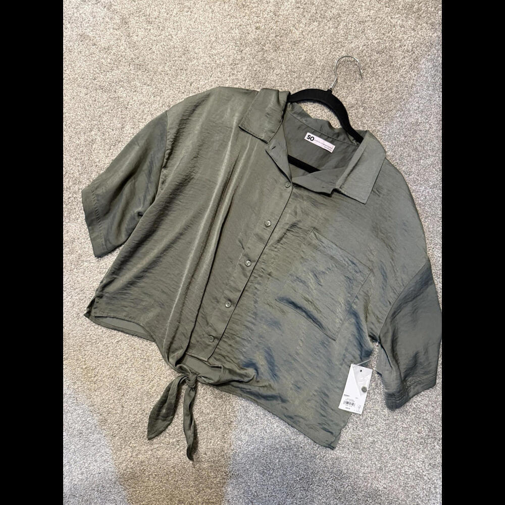 NWT SO Olive Satin Button Front Crop Top Tie Waist Sz L